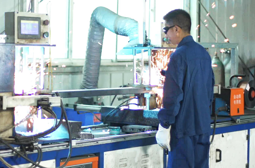 生產(chǎn)團(tuán)隊(duì)